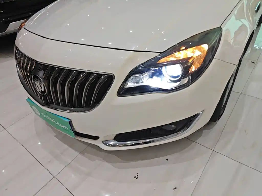 Buick Regal 2015 — фото 24