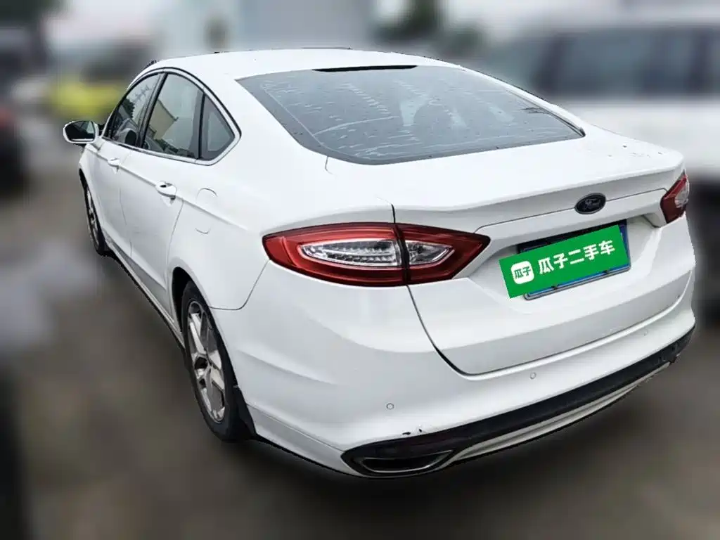 Ford Mondeo 2014 — фото 9