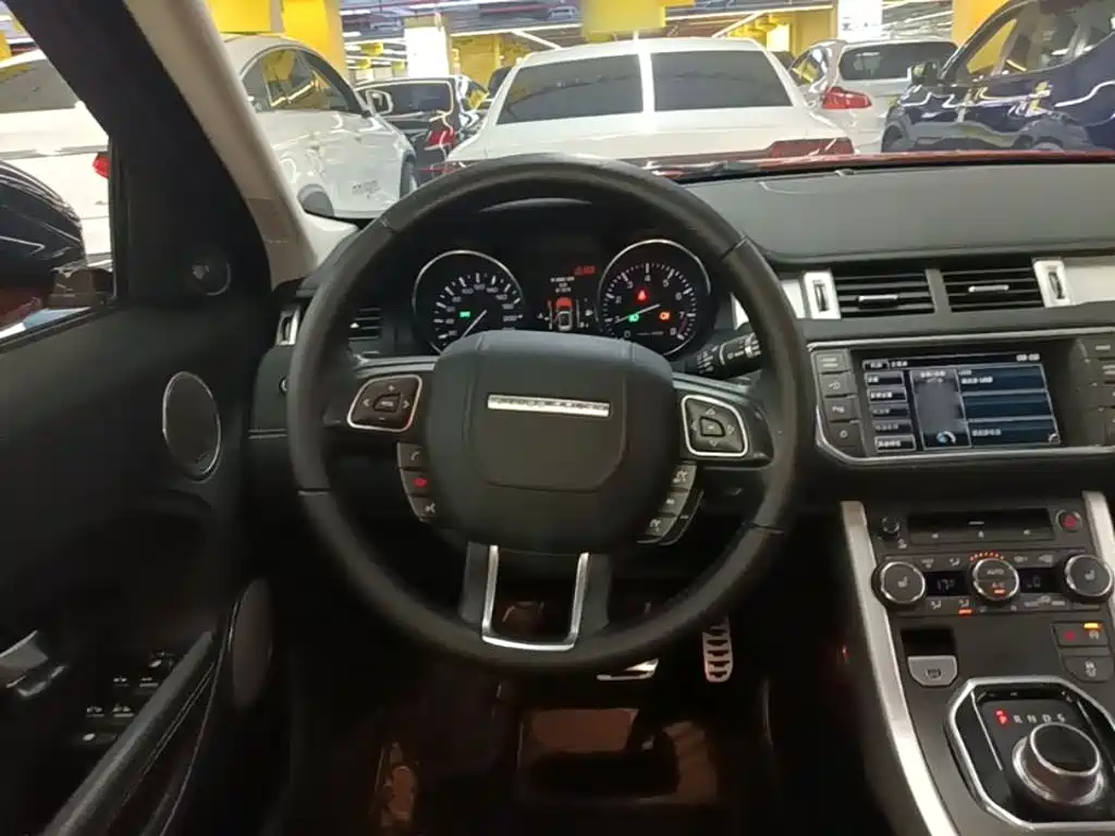 Land Rover Range Rover Evoque 2015 — фото 11
