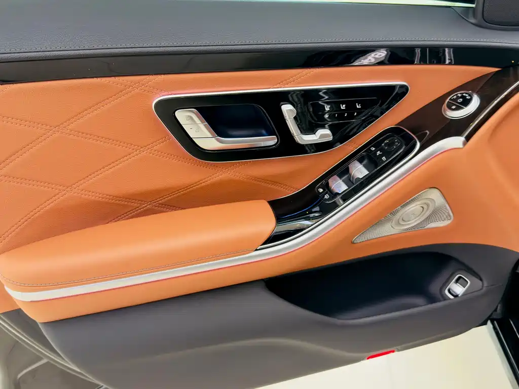 Mercedes-Benz Maybach S-Class 2021 — фото 10