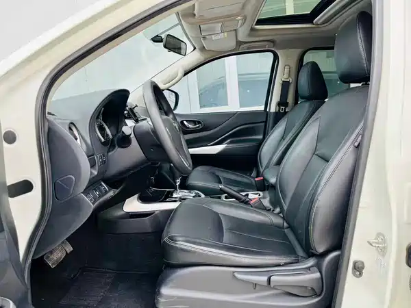 Nissan Terra 2020