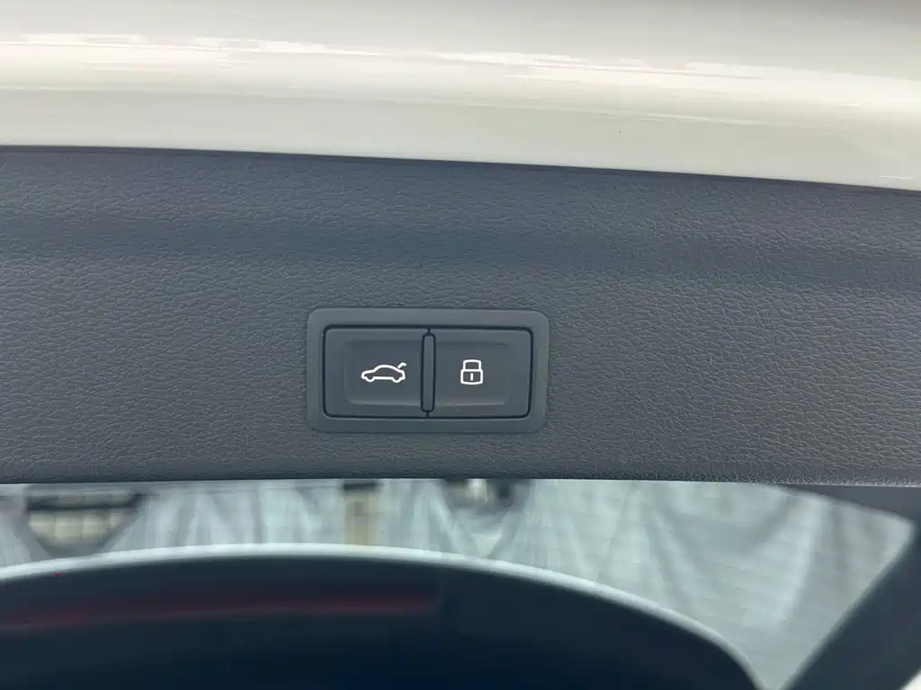 Audi Q3 2022 — фото 17