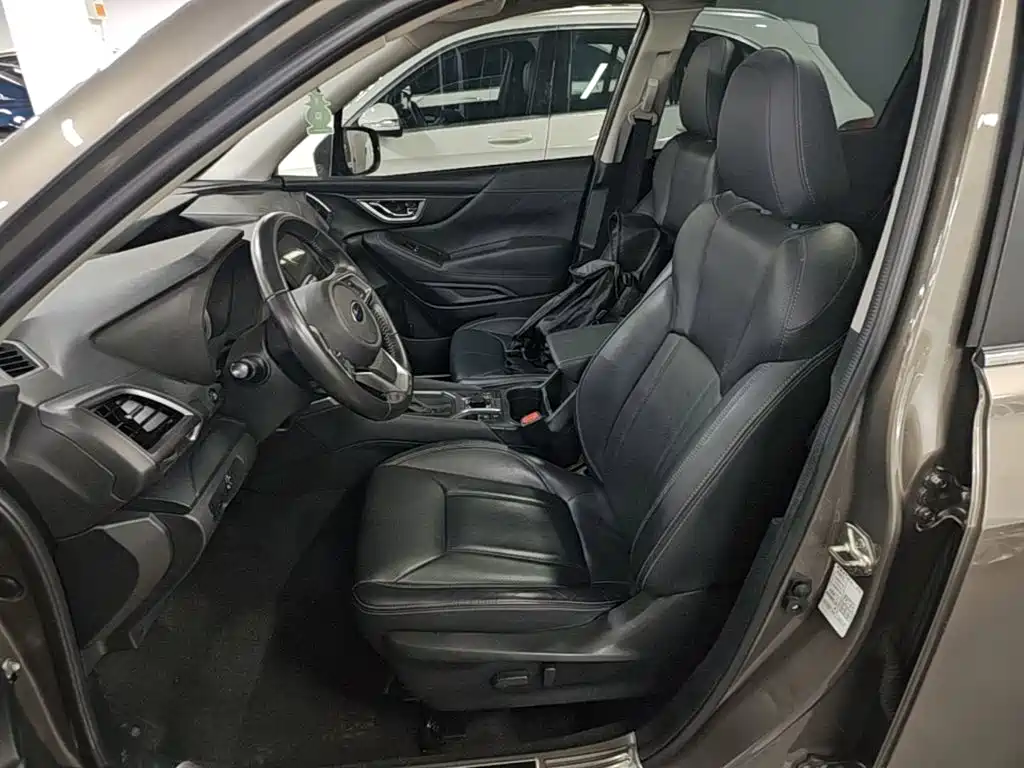 Subaru Forester 2021 — фото 15