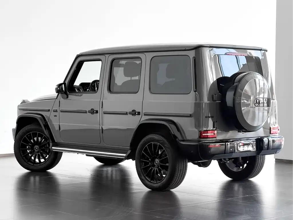 Mercedes-Benz G-Class 2023 — фото 9