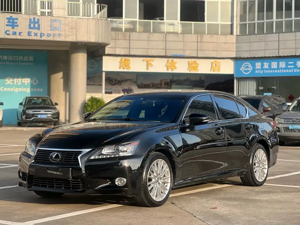 Lexus GS 2015