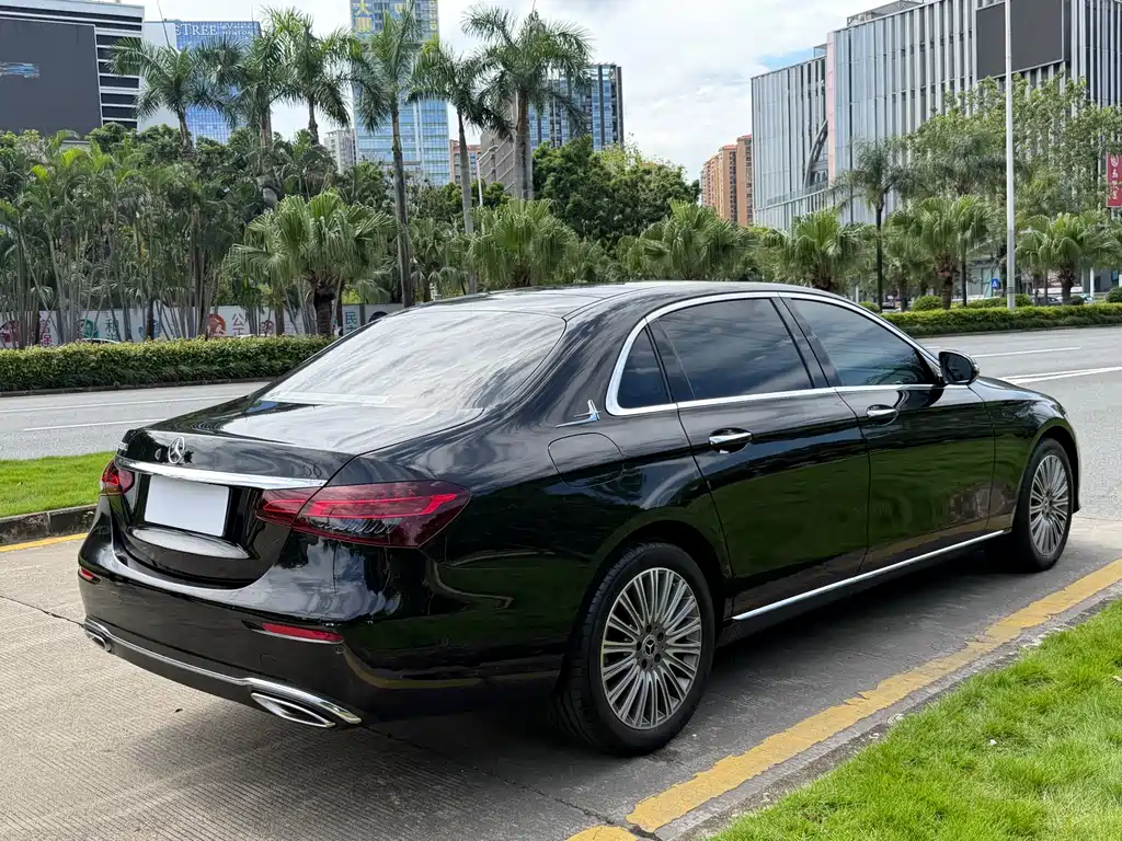 Mercedes-Benz E-Class 2023