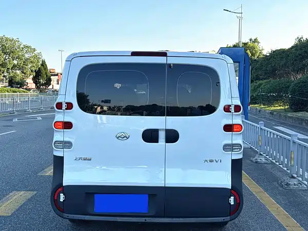 Maxus Dana V1 2025