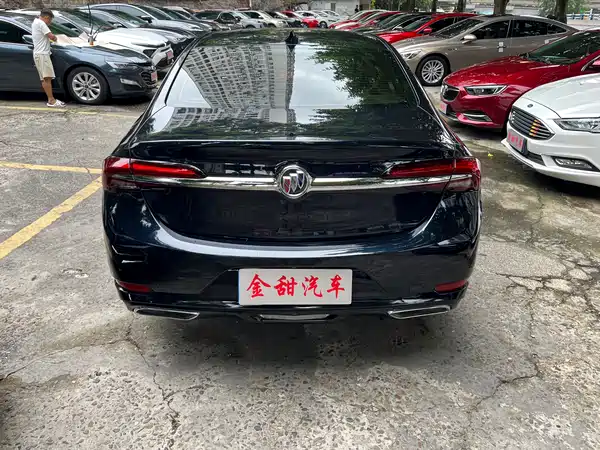 Buick LaCrosse 2021