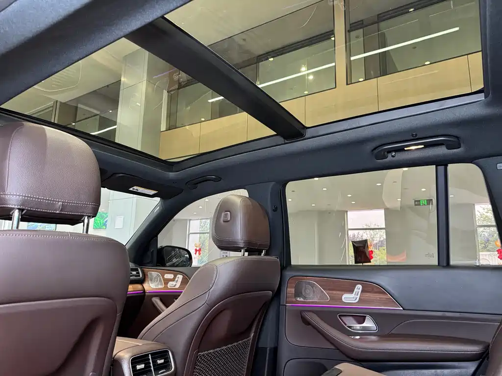 Mercedes-Benz GLS 2023 — фото 9