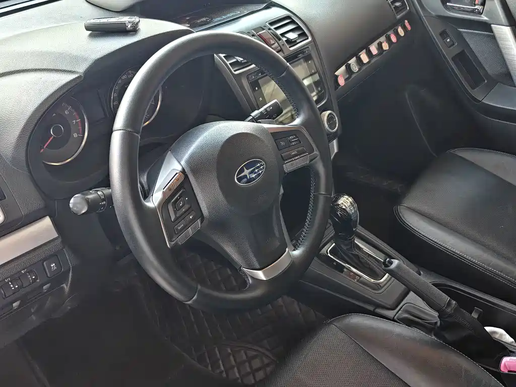 Subaru Forester 2015
