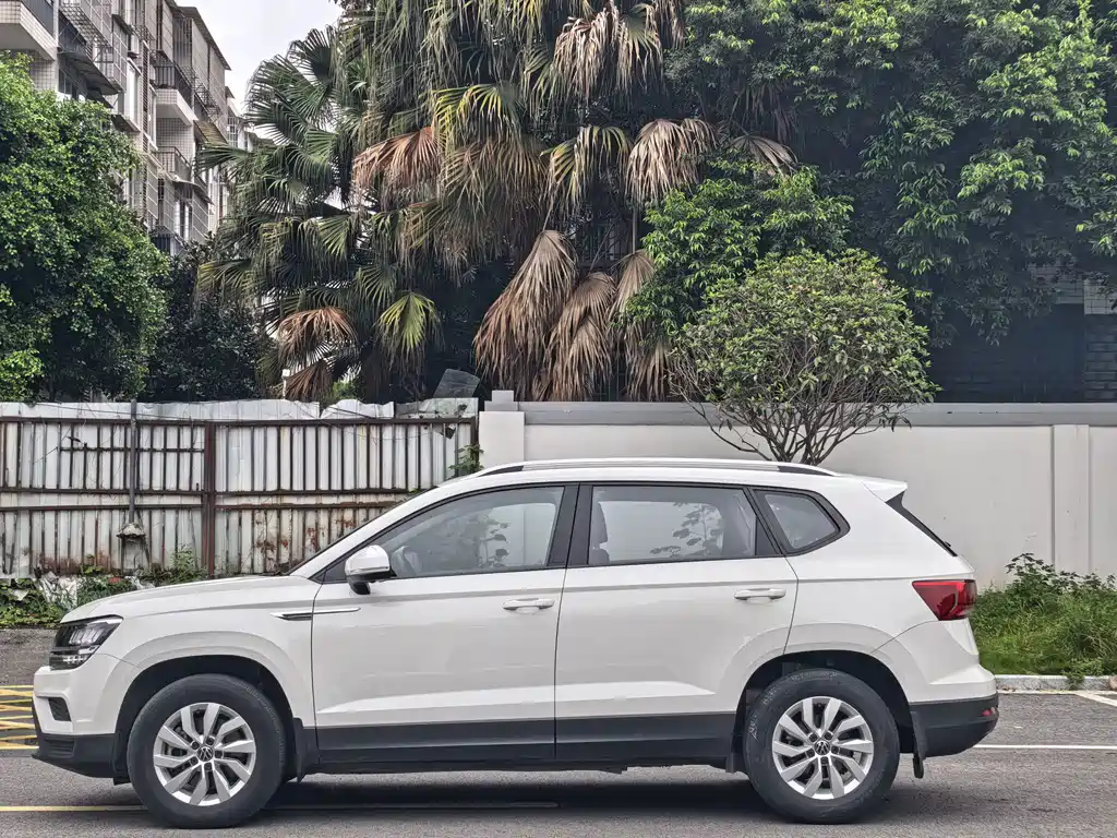 Volkswagen Tharu 2020