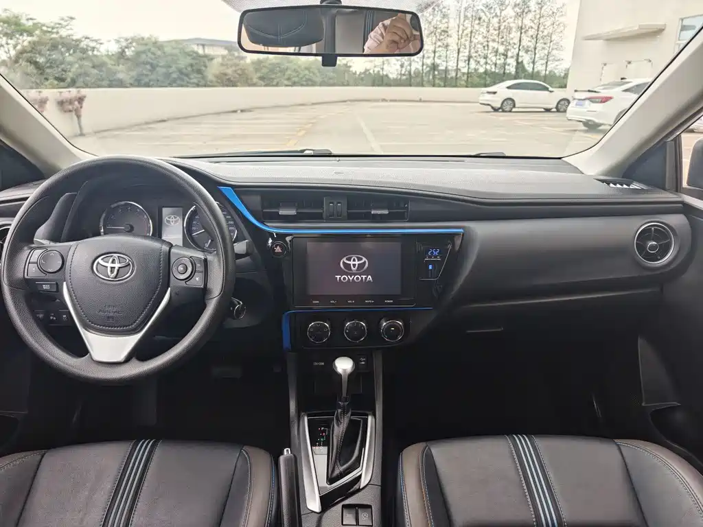 Toyota Levin 2018 — фото 13