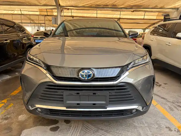 Toyota Harrier 2022