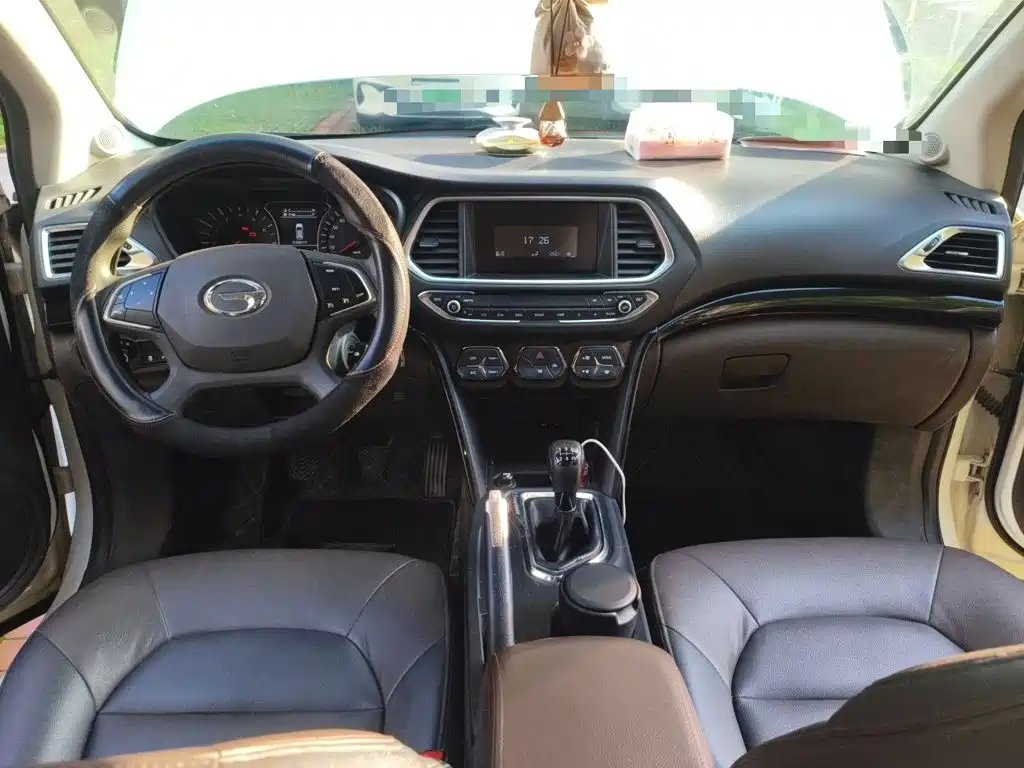 GAC Motor Trumpchi GS4 2015 — фото 13
