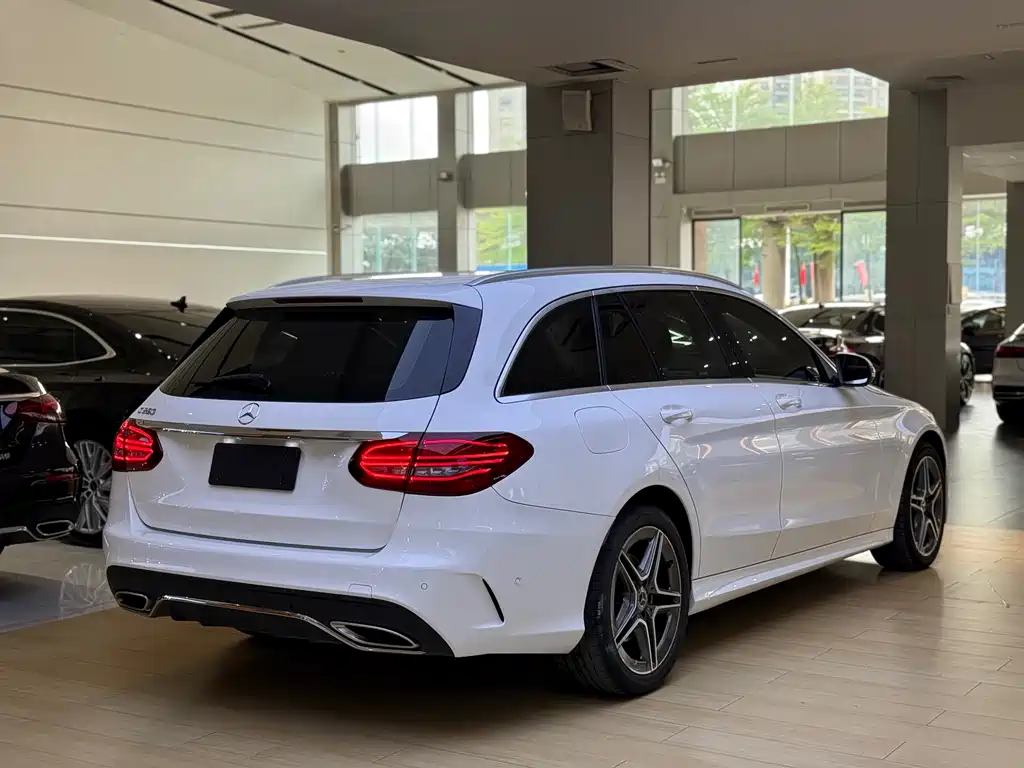 Mercedes-Benz C-Class 2019 — фото 12