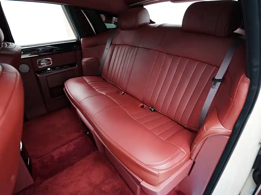 Rolls-Royce Phantom 2012 — фото 16