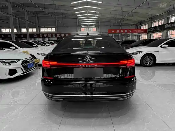 Volkswagen Passat 2023