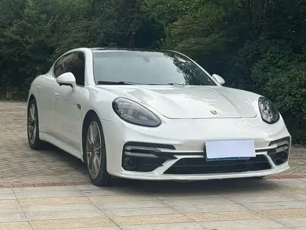 Porsche Panamera 2011