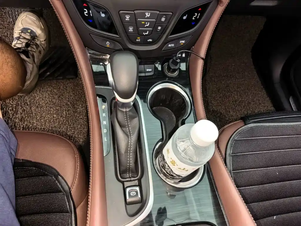 Buick Envision Plus 2018 — фото 14