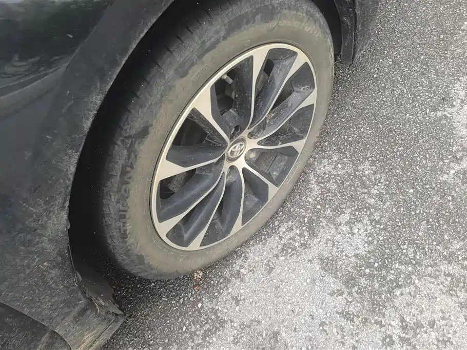 Toyota Avalon 2024