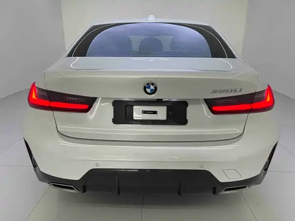 BMW 3 Series 2023