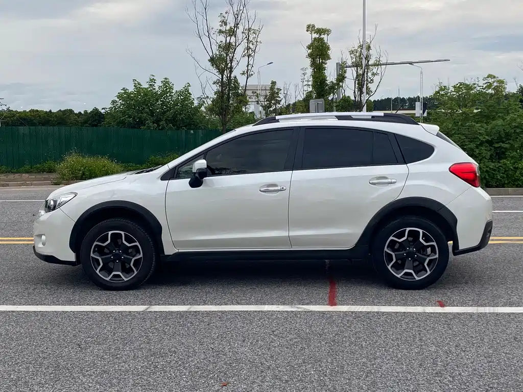 Subaru XV 2015 — фото 10