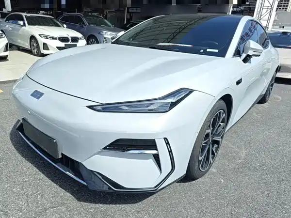 Geely Galaxy E8 2025