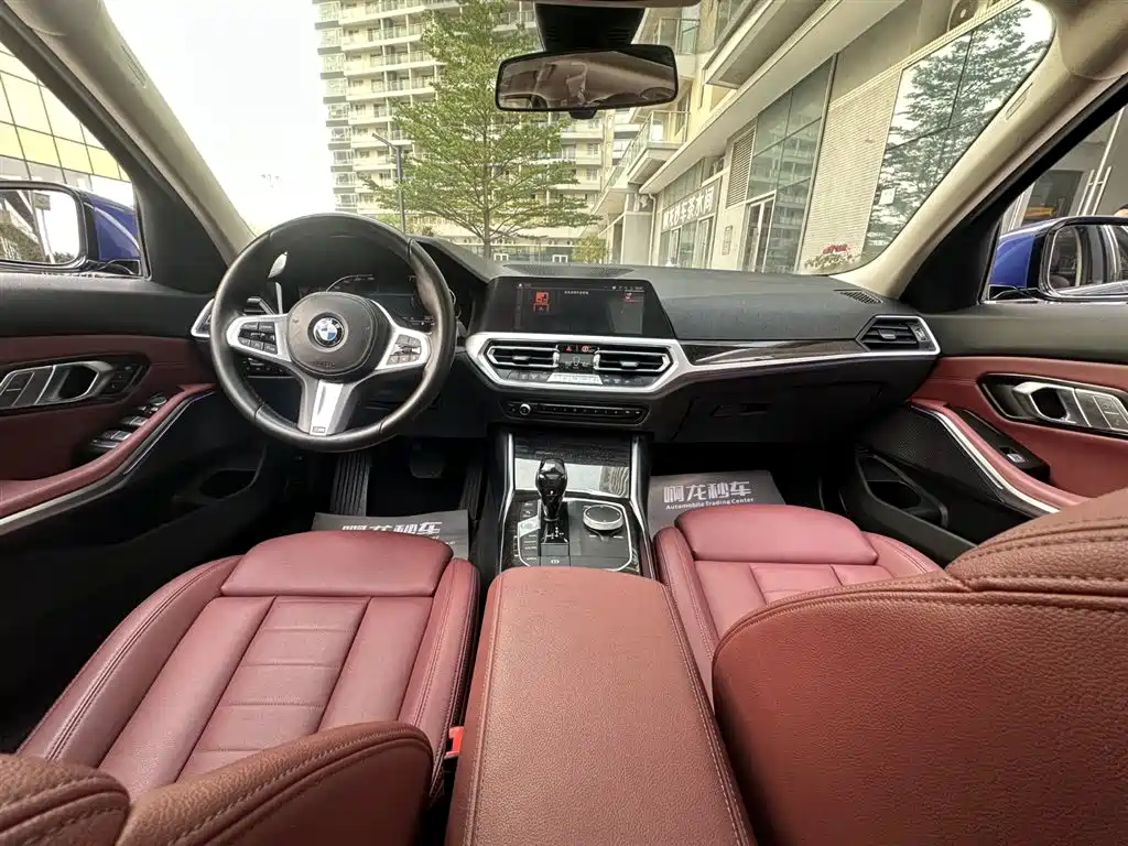 BMW 3 Series 2021 — фото 17