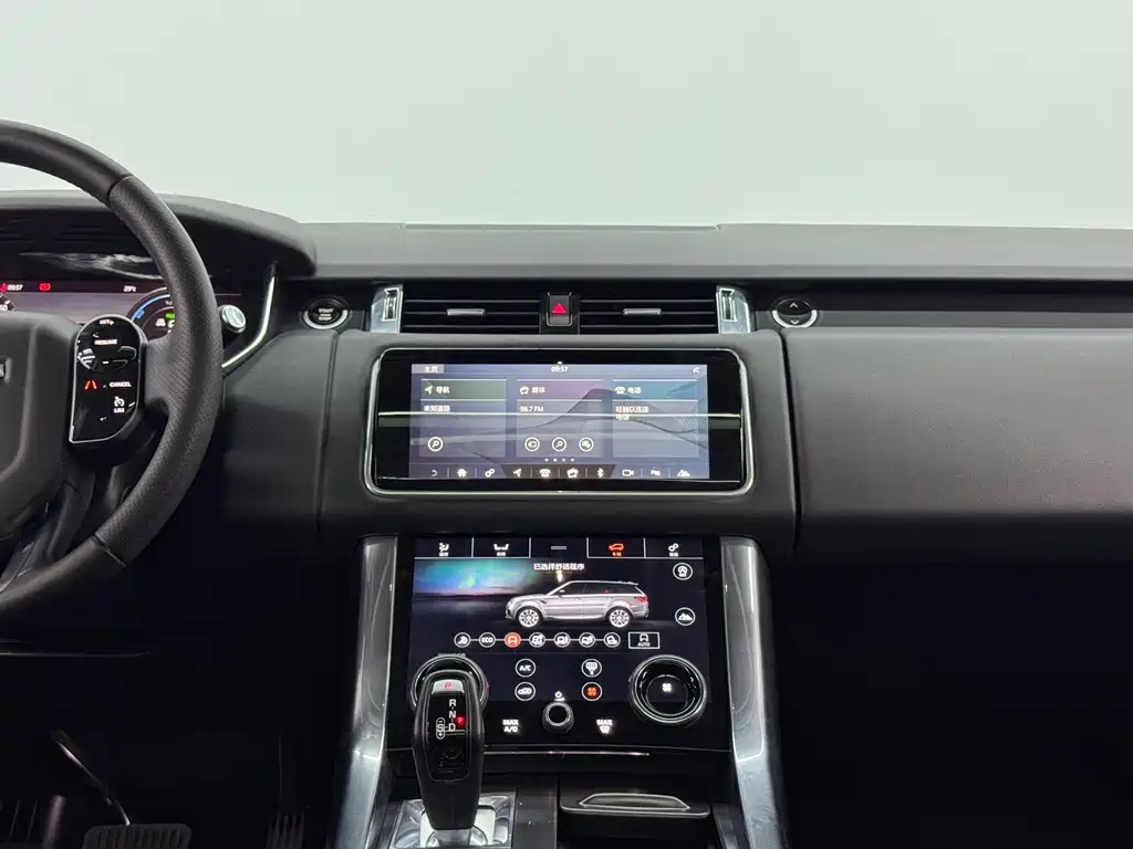Land Rover Range Rover Sport New Energy 2021 — фото 10