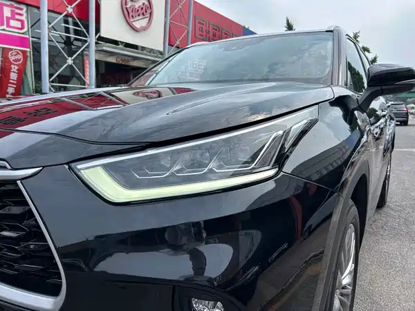 Toyota Highlander 2022