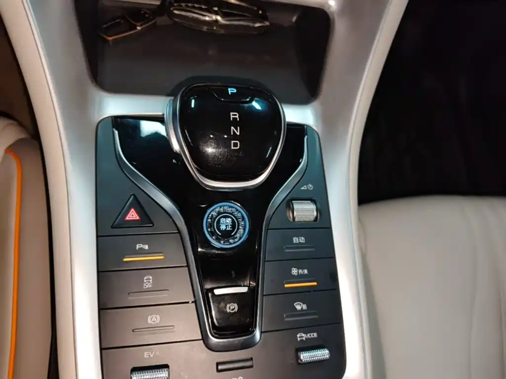BYD Song Pro New Energy 2024 — фото 14
