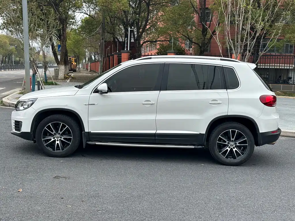 Volkswagen Tiguan 2016 — фото 8