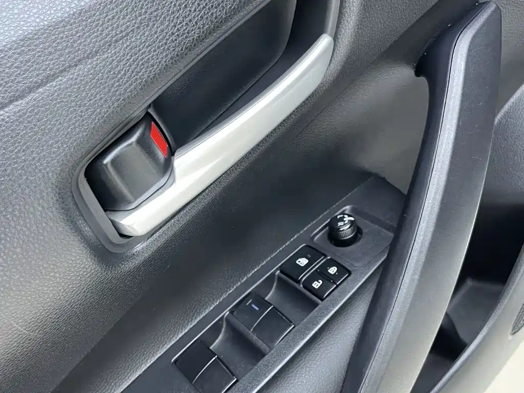 Toyota Levin 2022 — фото 10