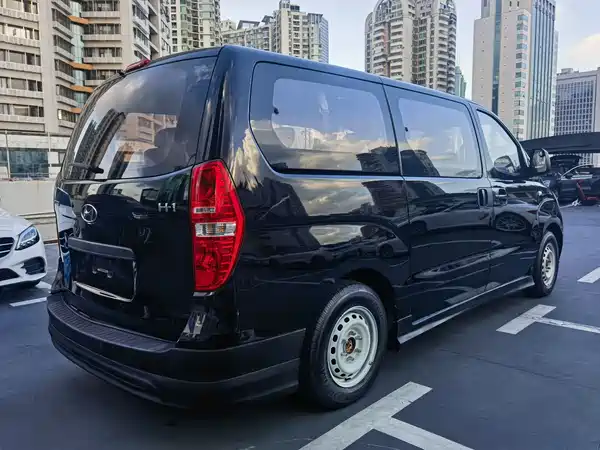 Hyundai H-1 Huiyi 2014