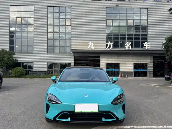 Xiaomi SU7 2025