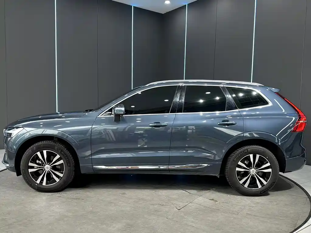 Volvo XC60 2024 — фото 4