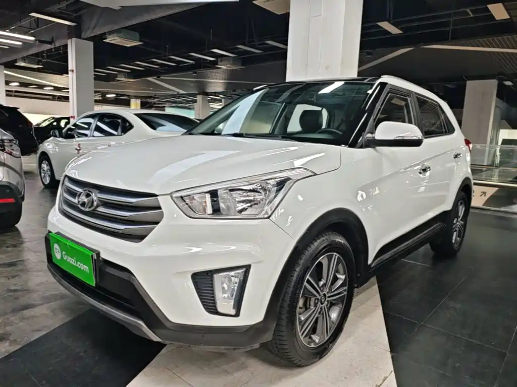 Hyundai ix25 2017 — фото 1
