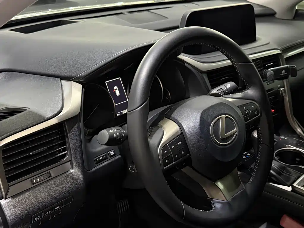 Lexus RX 2021 — фото 11