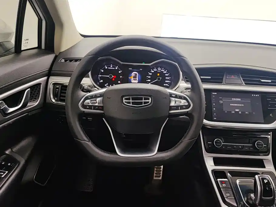 Geely Emgrand GS 2019 — фото 15