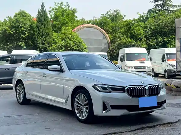 BMW 5 Series 2022