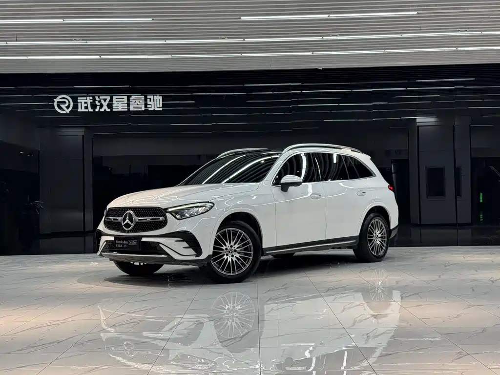 Mercedes-Benz GLC 2023