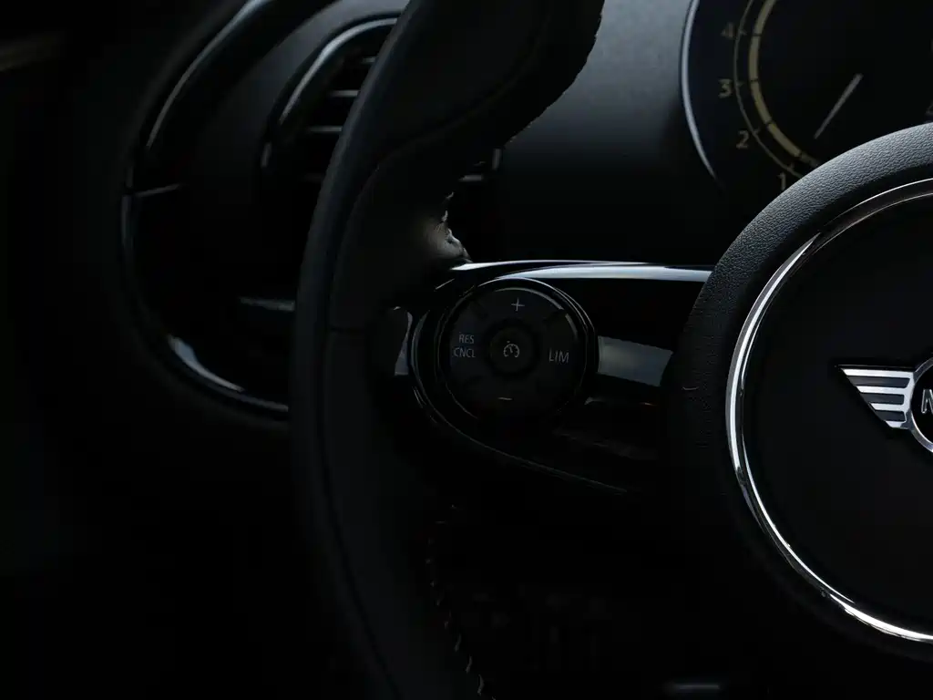 MINI Clubman 2020 — фото 21