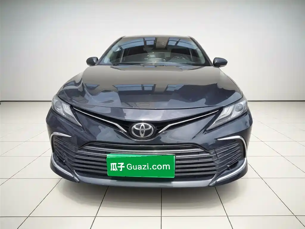 Toyota Camry 2021 — фото 24