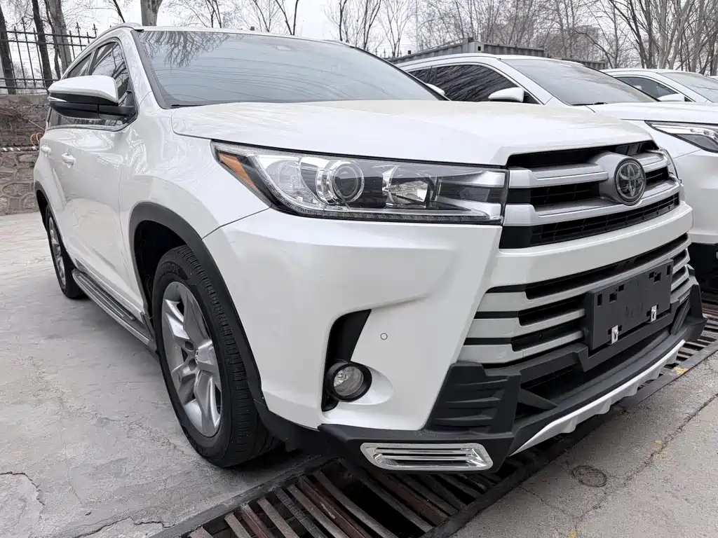 Toyota Highlander 2019 — фото 3