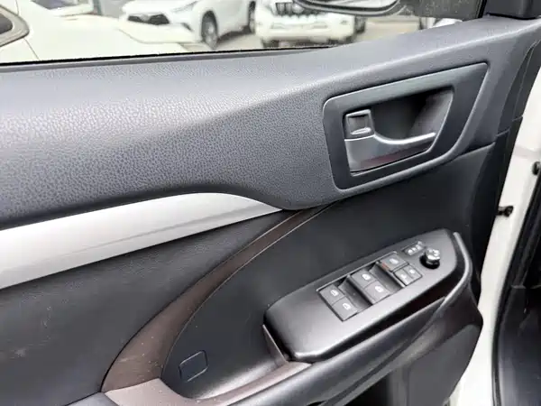 Toyota Highlander 2018
