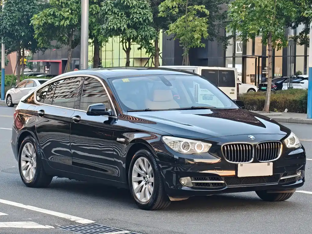 BMW 5 Series GT 2010 — фото 2