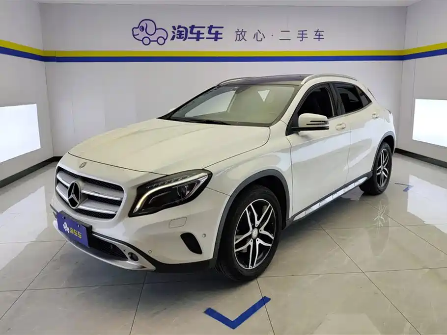 Mercedes-Benz GLA 2016 — фото 1