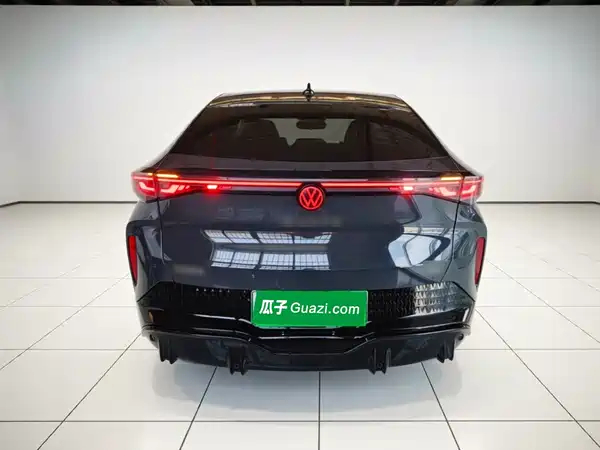 Volkswagen Distinctive 06 2024