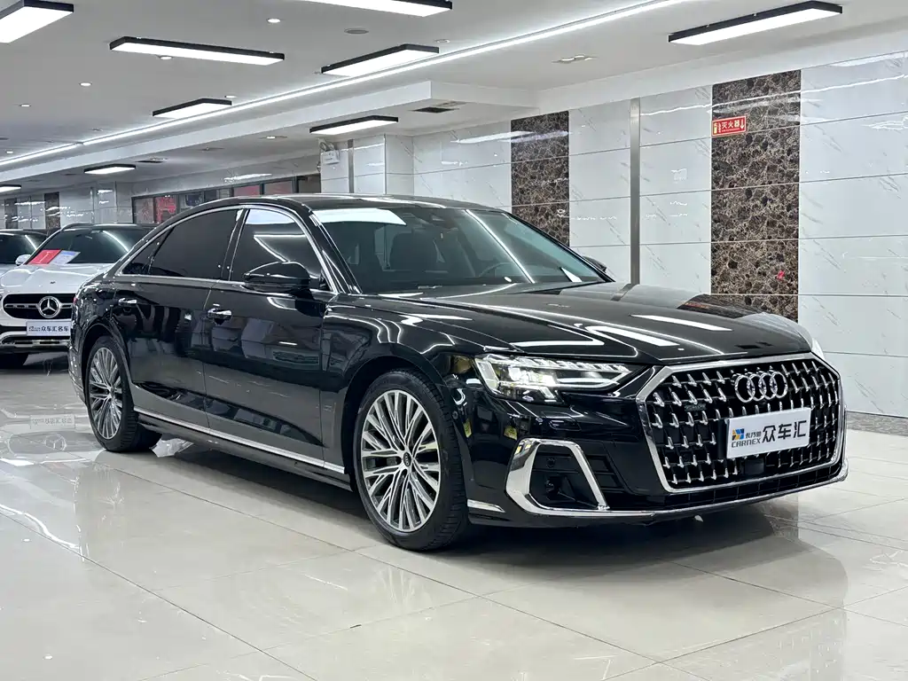 Audi A8 2023