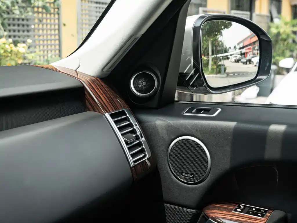 Land Rover Range Rover 2015 — фото 23